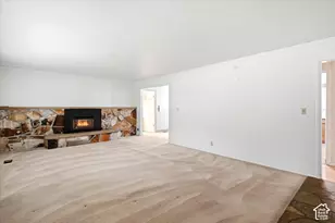 806 S 850 E, Bountiful, UT 84010 - Photo 4