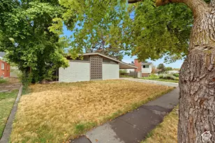 3771 S Alta Loma Dr, Salt Lake City, UT 84106 - Photo 2