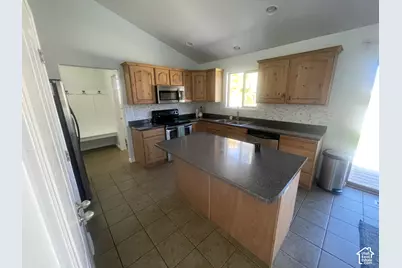 1706 W Renaissance S, Springville, UT 84663 - Photo 12