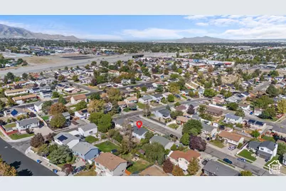 3565 W 5585 S, Taylorsville, UT 84129 - Photo 28