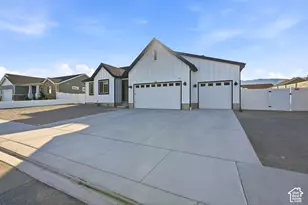 73 N Kent W, Grantsville, UT 84029 - Photo 2