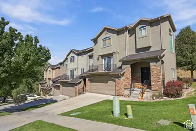 10528 N Sage Vista Ln, Cedar Hills, UT 84062 - Photo 4