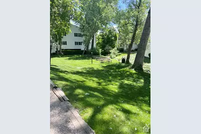 650 E 4025 S #B, Murray, UT 84107 - Photo 20