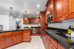 596 N 1420 E, Provo, UT 84606 - Photo 14