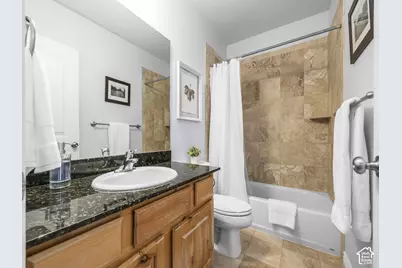 596 N 1420 E, Provo, UT 84606 - Photo 34