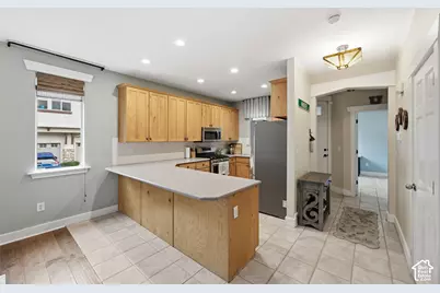 1674 E Kelmscott Ct #A, Holladay, UT 84124 - Photo 8
