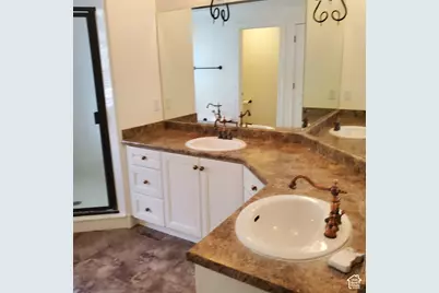15001 S Eagle Crest Dr E, Draper (UT Cnty), UT 84020 - Photo 32
