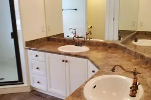 15001 S Eagle Crest Dr E, Draper (UT Cnty), UT 84020 - Photo 32