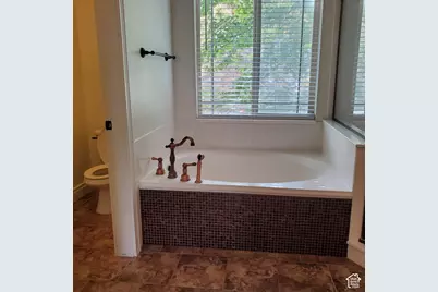 15001 S Eagle Crest Dr E, Draper (UT Cnty), UT 84020 - Photo 30