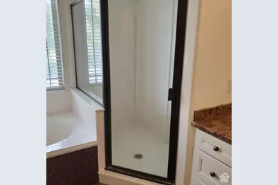15001 S Eagle Crest Dr E, Draper (UT Cnty), UT 84020 - Photo 34