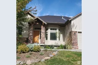 15001 S Eagle Crest Dr E, Draper (UT Cnty), UT 84020 - Photo 4