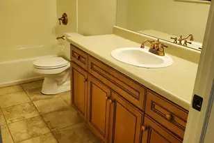 15001 S Eagle Crest Dr E, Draper (UT Cnty), UT 84020 - Photo 8