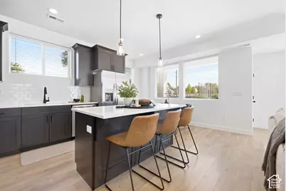 153 E Rochefort Ct S, Sandy, UT 84070 - Photo 8