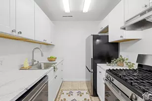 17 E 400 N, Bountiful, UT 84010 - Photo 20