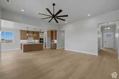 2433 N Locust St N, Cedar City, UT 84720 - Photo 2