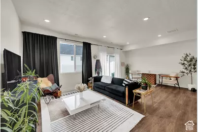 499 N 420 W #138, Lindon, UT 84042 - Photo 4