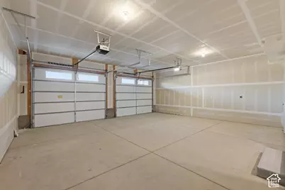 1642 E Center Pointe Dr, Lehi, UT 84043 - Photo 32