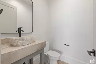 1642 E Center Pointe Dr, Lehi, UT 84043 - Photo 14