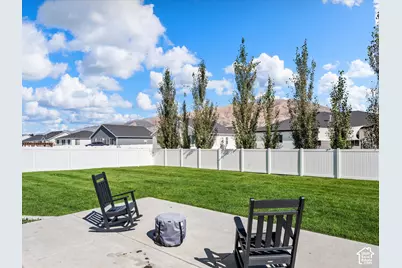 561 S 655 E, Hyrum, UT 84319 - Photo 32
