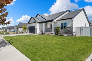 561 S 655 E, Hyrum, UT 84319 - Photo 2