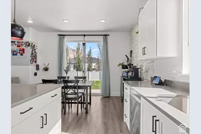 561 S 655 E, Hyrum, UT 84319 - Photo 12