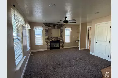894 W Lagoon St N, Roosevelt, UT 84066 - Photo 8