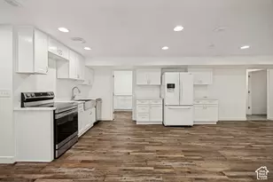 6076 S 4400 W, Hooper, UT 84315 - Photo 46