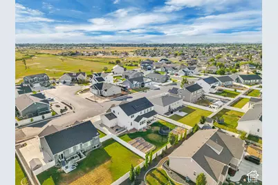 6076 S 4400 W, Hooper, UT 84315 - Photo 70