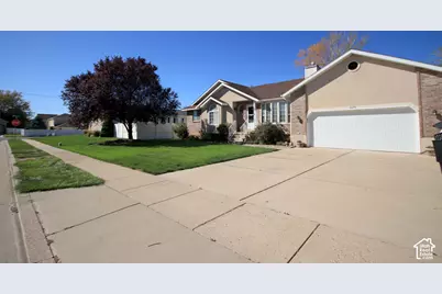 3674 S 575 W, Syracuse, UT 84075 - Photo 2