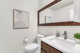 713 Eagle Pass, North Salt Lake, UT 84054 - Photo 14