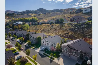 713 Eagle Pass, North Salt Lake, UT 84054 - Photo 22