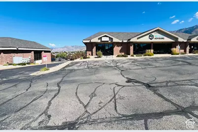 952 S Chambers St E #4, South Ogden, UT 84403 - Photo 2