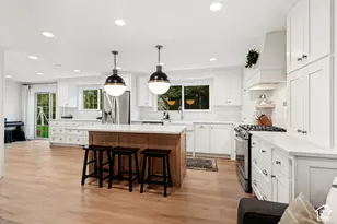 8498 S Terrace Dr E, Sandy, UT 84093 - Photo 8
