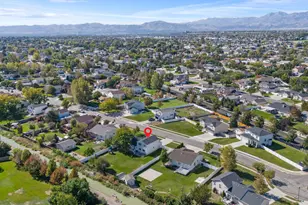 9643 S 3065 W, South Jordan, UT 84095 - Photo 40