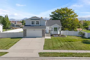 9643 S 3065 W, South Jordan, UT 84095 - Photo 32