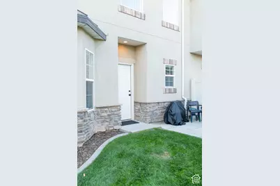 2542 W Mont Sur Dr, Riverton, UT 84065 - Photo 8