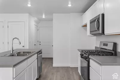 1640 N Black Gold Ave #1371, Tooele, UT 84074 - Photo 4
