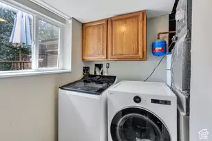 892 E Bear Canyon Rd S, Sandy, UT 84094 - Photo 16