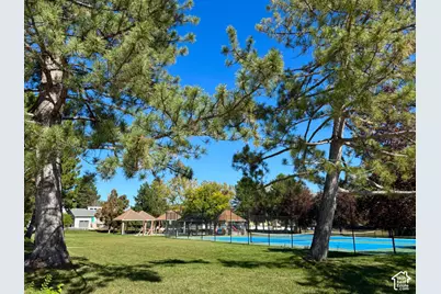 2983 W Sussex Pl, West Valley, UT 84119 - Photo 26