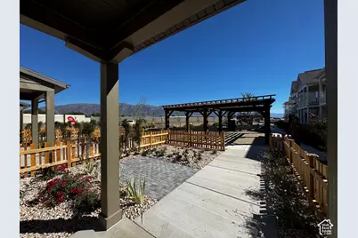 1861 W 1225 N #250, Layton, UT 84041 - Photo 2