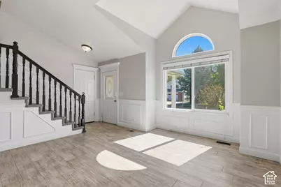 149 E Shadowbrook Ln, Kaysville, UT 84037 - Photo 4