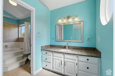 149 E Shadowbrook Ln, Kaysville, UT 84037 - Photo 18