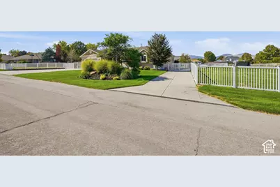 14138 S Pheasant Hollow Ln, Bluffdale, UT 84065 - Photo 6