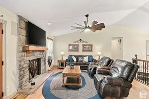 14138 S Pheasant Hollow Ln, Bluffdale, UT 84065 - Photo 16