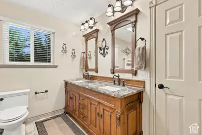 14138 S Pheasant Hollow Ln, Bluffdale, UT 84065 - Photo 34