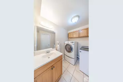 970 E 2050 S, Bountiful, UT 84010 - Photo 20