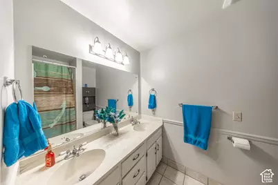970 E 2050 S, Bountiful, UT 84010 - Photo 12