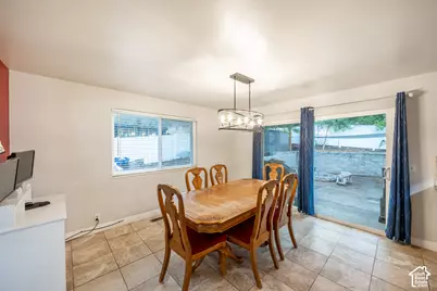 970 E 2050 S, Bountiful, UT 84010 - Photo 8