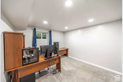 970 E 2050 S, Bountiful, UT 84010 - Photo 22