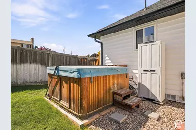 141 S 900 E, Lindon, UT 84042 - Photo 32